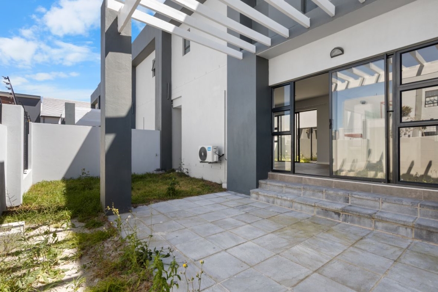 3 Bedroom Property for Sale in Sandown Estate Western Cape
